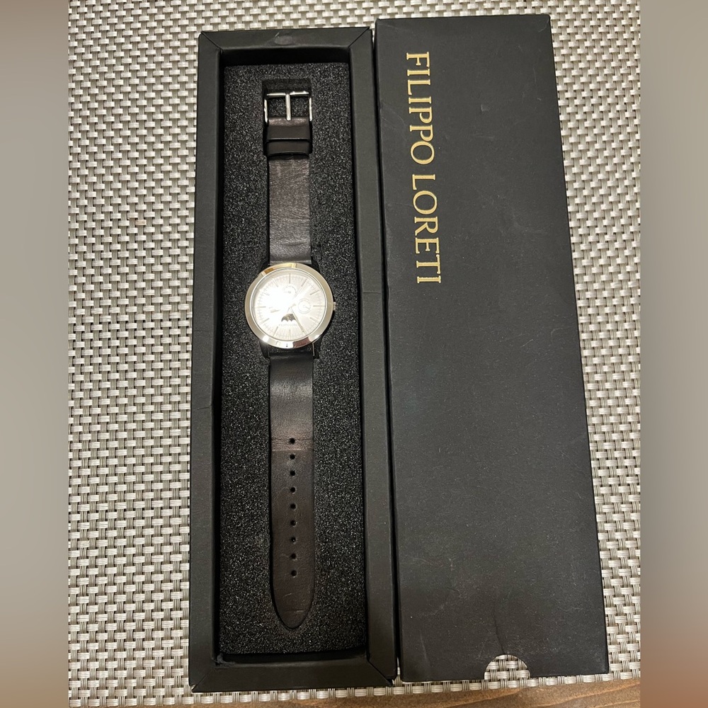 Filippo Loreti Venice Watch - Picture 6 of 7
